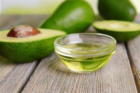 is avocado spray healthy? Does it have any connection with the avocado's natural oils?